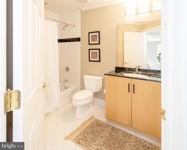 1321 MEADOWBROOK CT, Meadowbrook, PA 19046