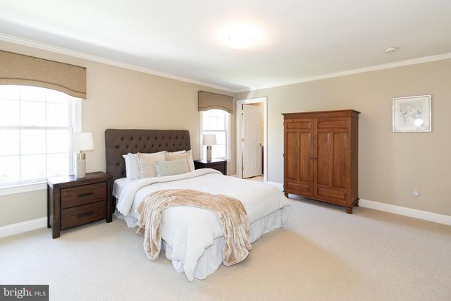 1321 MEADOWBROOK CT, Meadowbrook, PA 19046