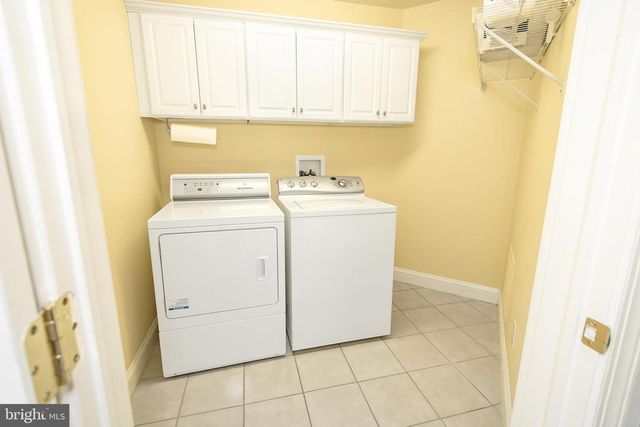 1321 MEADOWBROOK CT, Meadowbrook, PA 19046