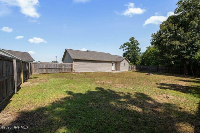 120 Heavens Gate Drive, Jacksonville, NC 28546
