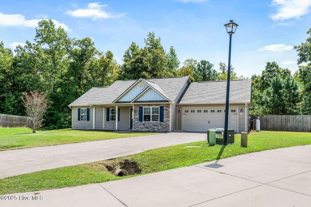 120 Heavens Gate Drive, Jacksonville, NC 28546