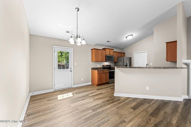 120 Heavens Gate Drive, Jacksonville, NC 28546