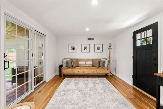46 Woodcrest Dr, Wakefield, MA 01880
