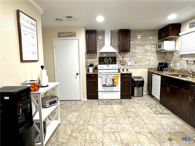 2421 Gallop Drive, Killeen, TX 76549