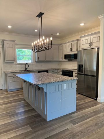 6 Eyemouth Drive, Bella Vista, AR 72715