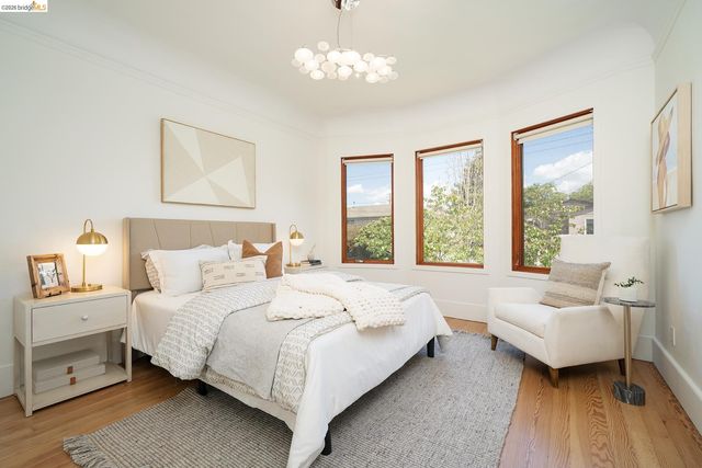 1908 Tenth St, Berkeley, CA 94710