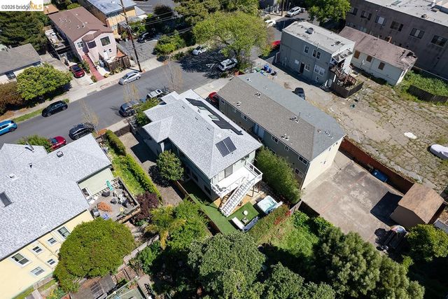 1908 Tenth St, Berkeley, CA 94710