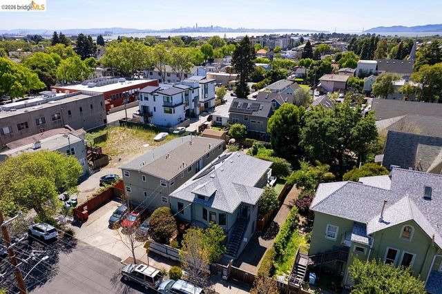 1908 Tenth St, Berkeley, CA 94710