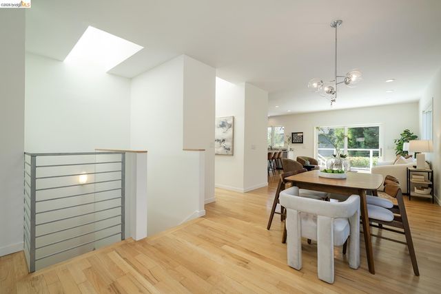 1908 Tenth St, Berkeley, CA 94710