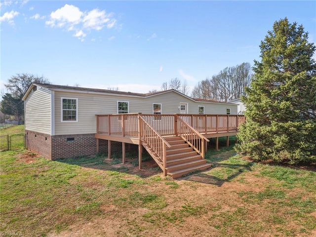 3549 Flynt Road, Liberty, NC 27298