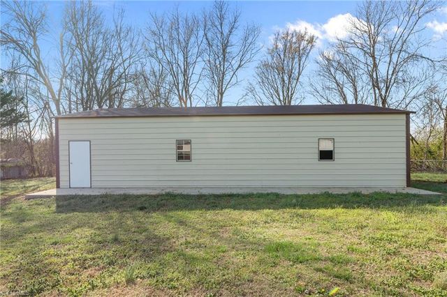 3549 Flynt Road, Liberty, NC 27298