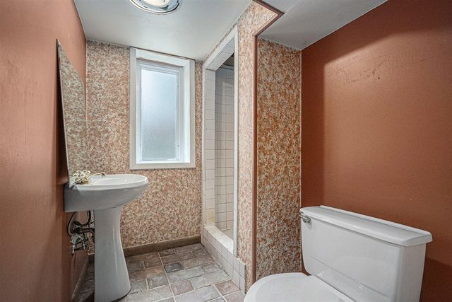 139 Hutchinson Street, Kalamazoo, MI 49001