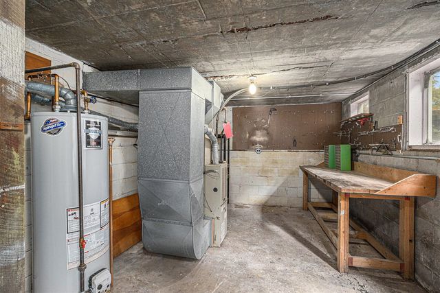 139 Hutchinson Street, Kalamazoo, MI 49001