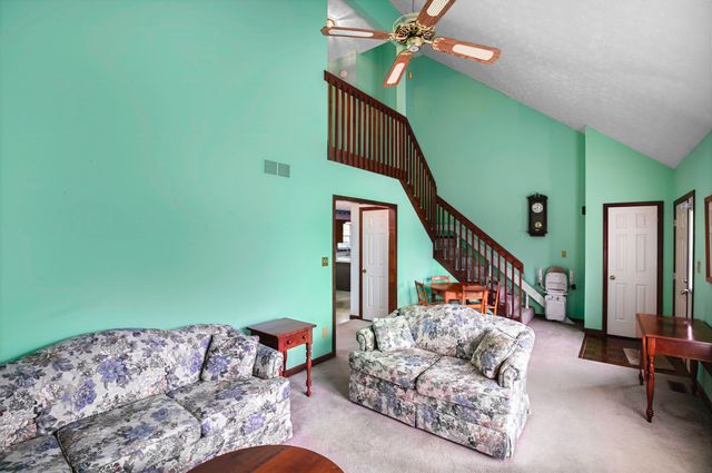 542 Berlin Drive, Versailles, KY 40383