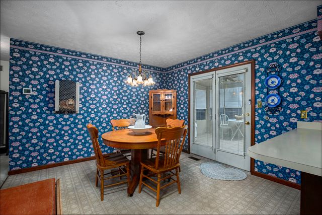 542 Berlin Drive, Versailles, KY 40383