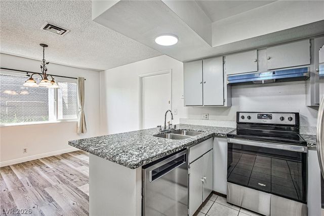 1320 Robin Street, Las Vegas, NV 89106