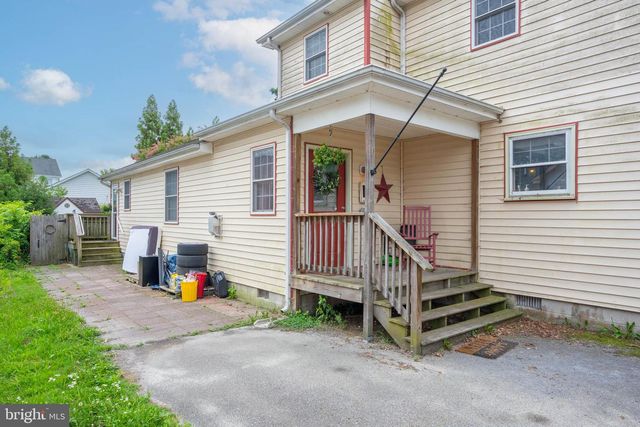 713 CHESTNUT ST, Milton, DE 19968