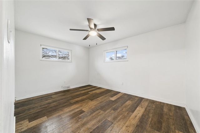 2745 Hastings Dr, Lower Burrell, PA 15068