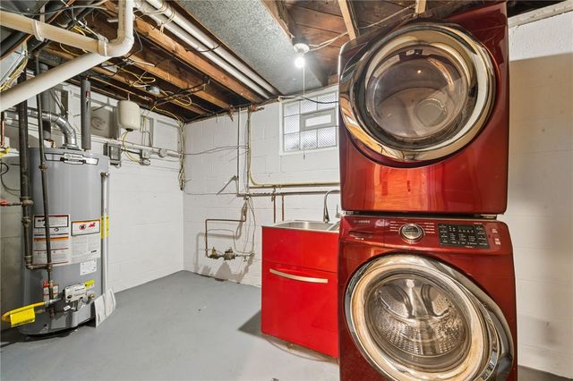 2745 Hastings Dr, Lower Burrell, PA 15068