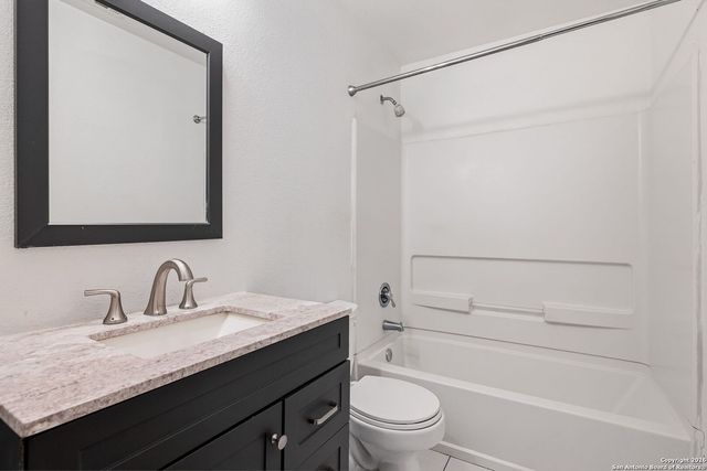 5519 Red Cyn, San Antonio, TX 78252