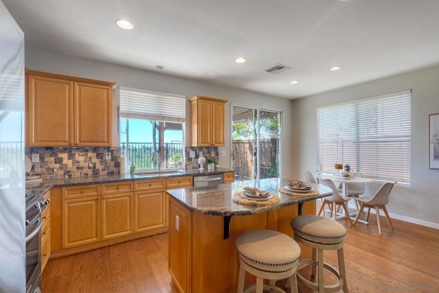 1469 TURQUOISE DRIVE, Carlsbad, CA 92011