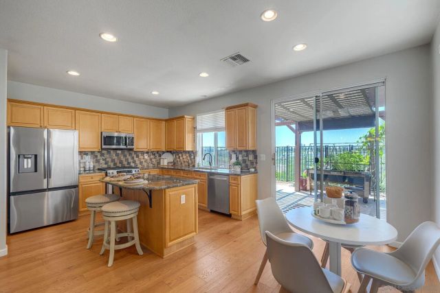 1469 TURQUOISE DRIVE, Carlsbad, CA 92011