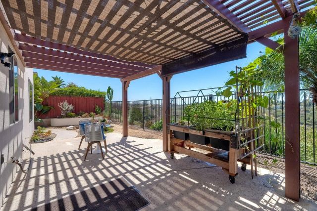 1469 TURQUOISE DRIVE, Carlsbad, CA 92011
