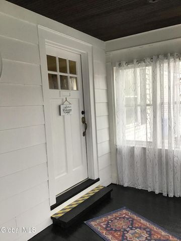 3 Crescent Drive, Albany, NY 12208