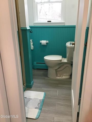 3 Crescent Drive, Albany, NY 12208