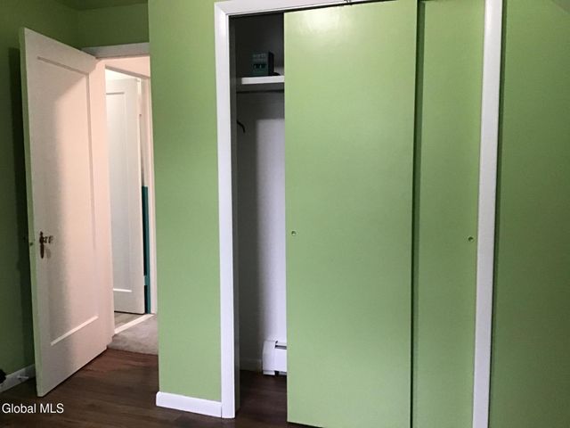 3 Crescent Drive, Albany, NY 12208