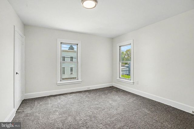 68 E WATER ST, Middletown, PA 17057