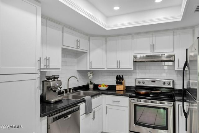 7930 E CAMELBACK Road 106, Scottsdale, AZ 85251