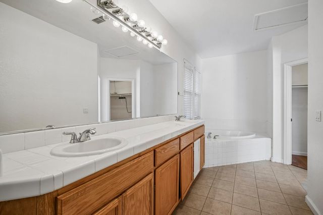 3959 Leslie Ct, Tracy, CA 95377