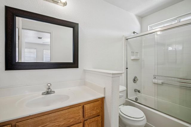 3959 Leslie Ct, Tracy, CA 95377