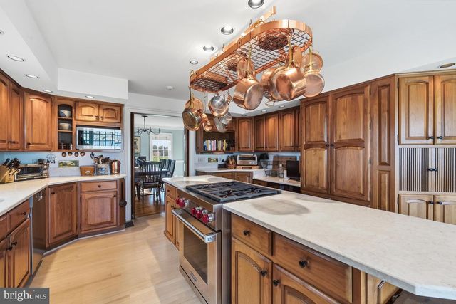 6299 BURRIS RD, Rock Hall, MD 21661