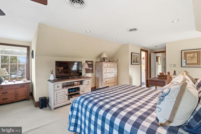 6299 BURRIS RD, Rock Hall, MD 21661