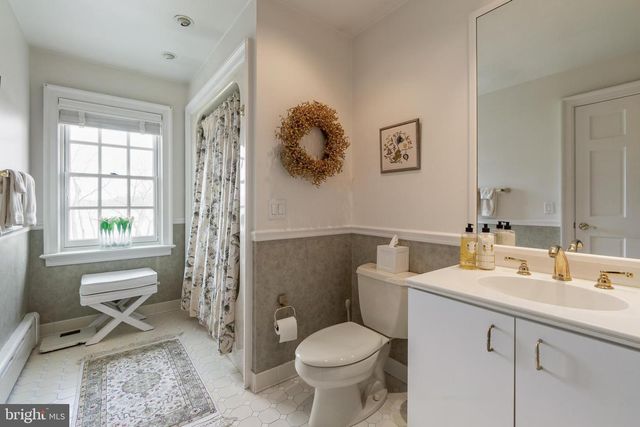 6299 BURRIS RD, Rock Hall, MD 21661