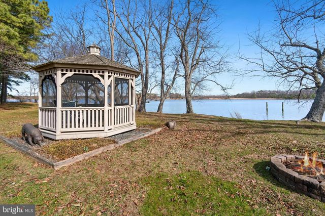 6299 BURRIS RD, Rock Hall, MD 21661