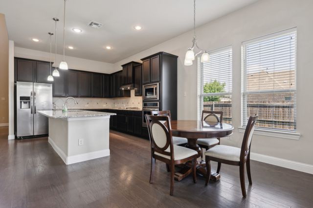 301 Harcourt Avenue, Mckinney, TX 75072