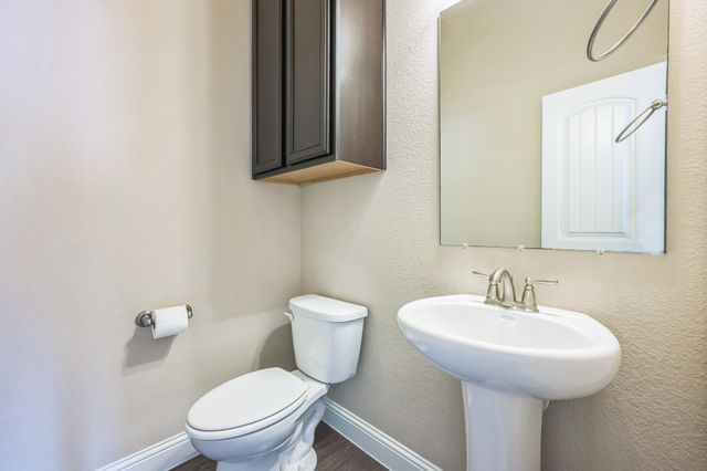 301 Harcourt Avenue, Mckinney, TX 75072