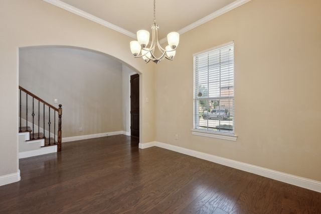 301 Harcourt Avenue, Mckinney, TX 75072