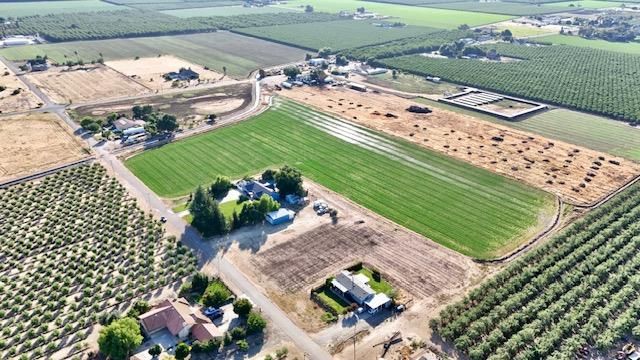 1137 Apricot Ave, Patterson, CA 95363