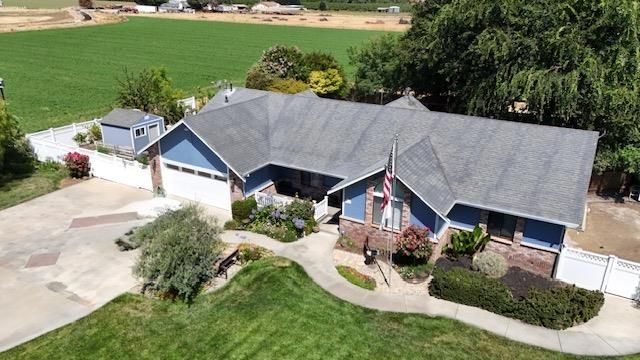 1137 Apricot Ave, Patterson, CA 95363