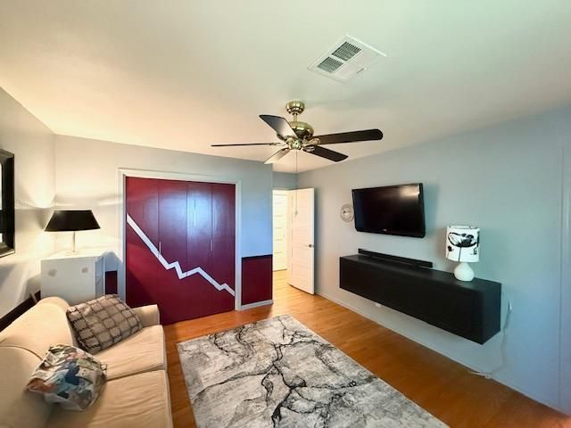 1137 Apricot Ave, Patterson, CA 95363