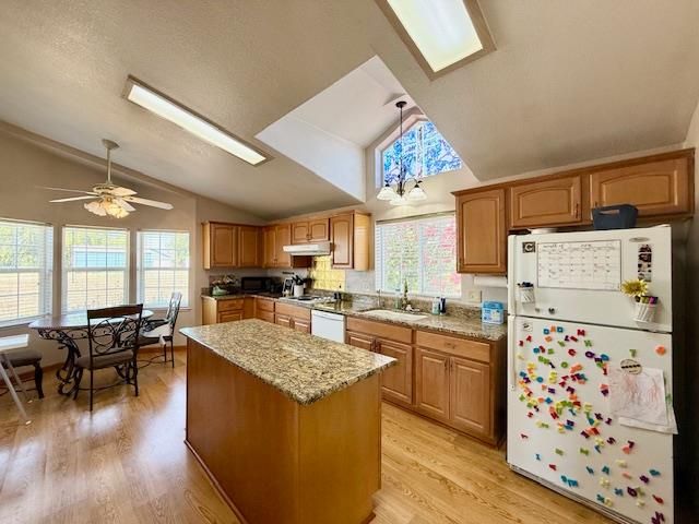 1137 Apricot Ave, Patterson, CA 95363