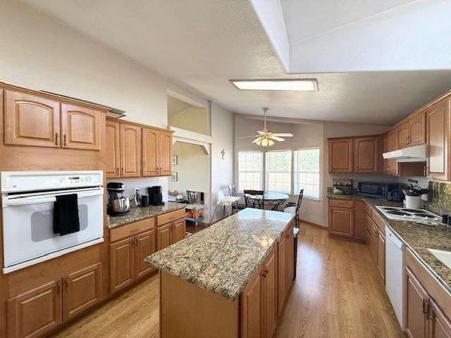 1137 Apricot Ave, Patterson, CA 95363