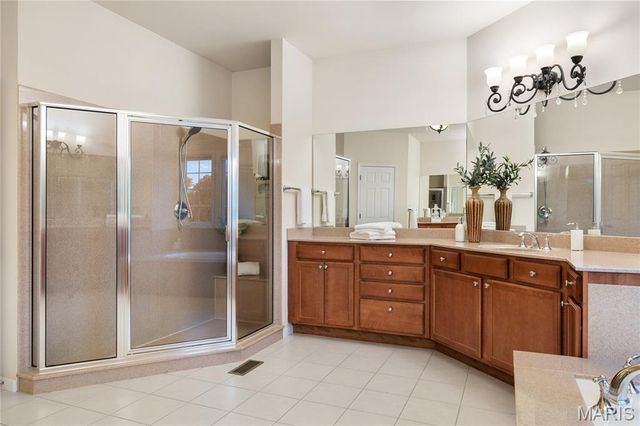2377 Spring Mill Estates Drive, St Charles, MO 63303