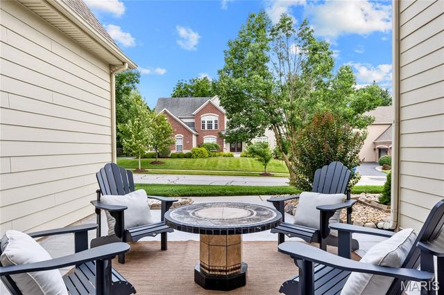 2377 Spring Mill Estates Drive, St Charles, MO 63303
