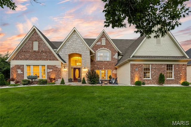 2377 Spring Mill Estates Drive, St Charles, MO 63303
