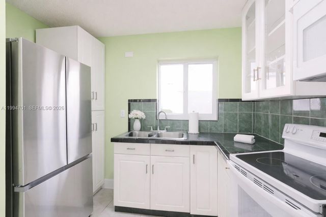 601 SW 116th Ct, Sweetwater, FL 33174